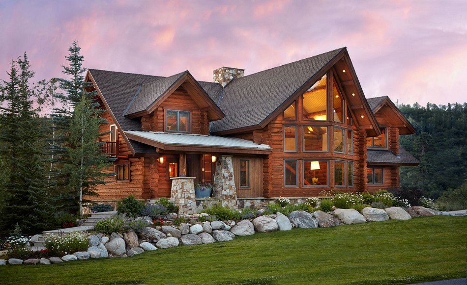Роскошный деревянный дом ручной рубки с современным дизайном интерьера. Штат Колорадо